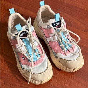 Tommy Hilfiger Pink and Light Blue Casual Sneakers